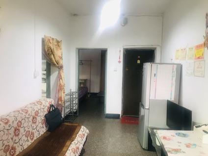 重庆宜居家园1室1厅37平高楼层/共8层