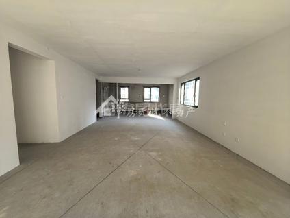 北京龙贵京杭府4室2厅182平中楼层/共9层