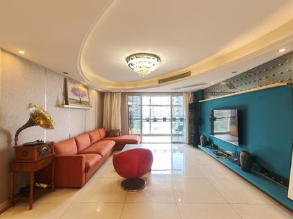 北京碧海富通城(五期)4室2厅175.95平低楼层/共32层