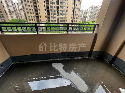 北京美好易居城领域3室2厅135.79平低楼层/共32层