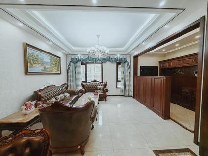 北京绿地云香郡7室3厅240平低楼层/共4层