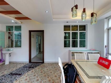 惠州蓝波湾(别墅)4室2厅133平低楼层/共6层