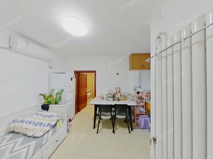 北京三里河北街5号院2室1厅47.8平低楼层/共18层