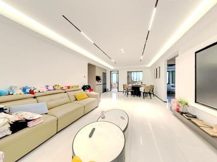 北京万科美的璞悦山4室1厅130.48平中楼层/共11层