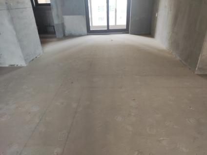 新乡东哲中南府4室2厅141平高楼层/共11层