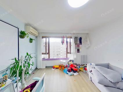 北京万科中粮假日风景2室1厅91.94平中楼层/共15层