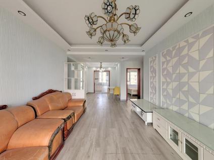 北京保利香槟国际3室2厅93.16平低楼层/共11层