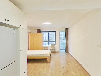 北京云锦美地4室1厅132平低楼层/共11层