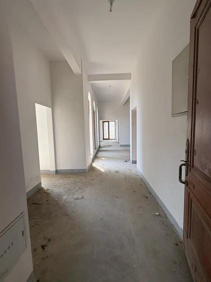 北京牧龙原墅5室2厅550.34平低楼层/共1层