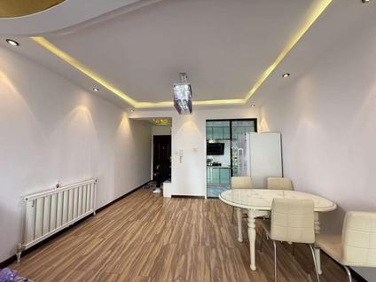 北京世通国际2室2厅107平低楼层/共32层