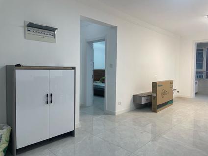 北京弘丰花园3室2厅120平中楼层/共15层