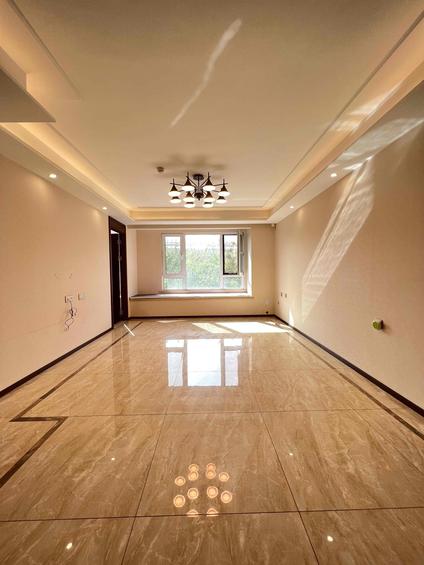 北京万科翡翠公园(一期)4室2厅137.78平低楼层/共29层