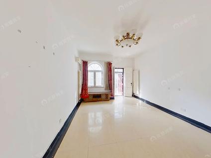 北京海德堡花园5室2厅158.84平低楼层/共3层