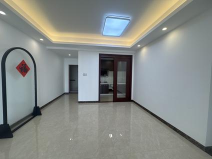 北京星海湾3室2厅108平高楼层/共28层