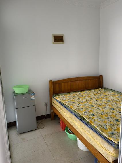 北京融旗华堂2室2厅88平高楼层/共18层