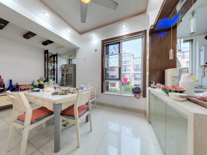 北京北江锦城3室2厅130.44平低楼层/共5层