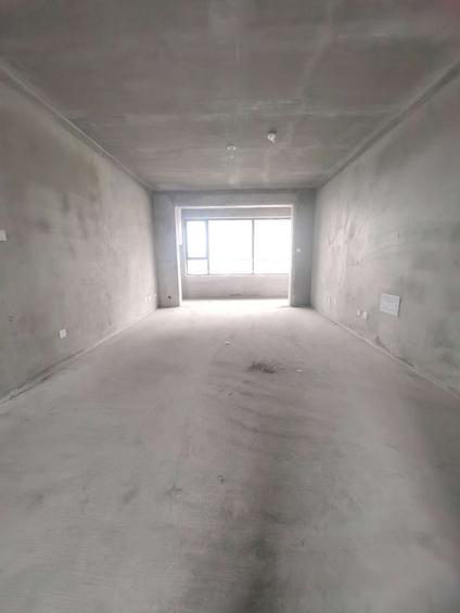 北京水云台壹号院3室2厅131平中楼层/共18层