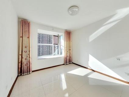 北京长风国兴小区3室1厅116平低楼层/共34层