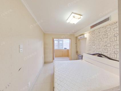 北京首钢金顶街(四区)1室1厅63.3平高楼层/共6层