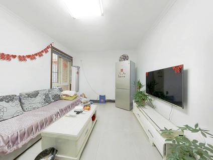 南京金叶花园2室1厅74.04平低楼层/共6层