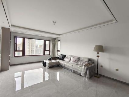 北京招商贝肯山(四期)3室2厅152平高楼层/共21层