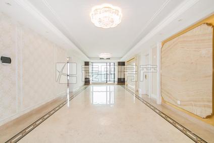 北京龙湖西宸原著3室2厅176平中楼层/共20层