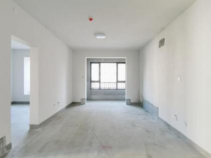 济南绿地IFC中央公馆B4地块3室2厅115.52平中楼层/共22层