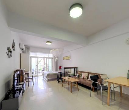 三亚海洋之星1室1厅60.91平低楼层/共6层