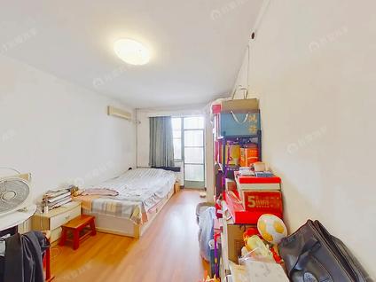 北京复兴门外大街11,13号楼3室1厅70.8平高楼层/共12层