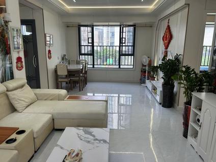 北京星海湾3室2厅90平低楼层/共28层