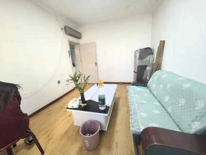 西宁小桥大街1室1厅44平低楼层/共7层