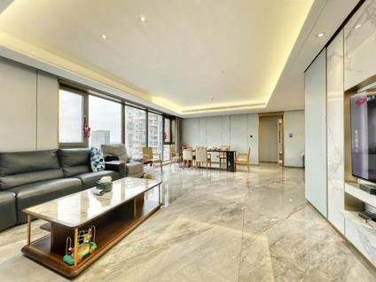 北京西派浣花4室3厅241.34平高楼层/共30层