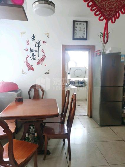 北京水文队家属院2室2厅77.07平低楼层/共7层