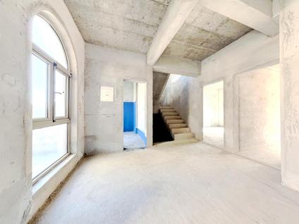 北京金辉城5室2厅215.51平低楼层/共4层