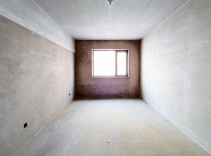 北京红叶城4室2厅177.23平低楼层/共33层