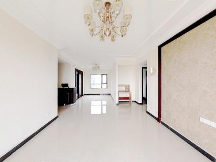 北京恒大新世界御湖3室1厅114.83平高楼层/共32层