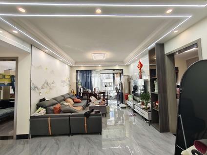 北京保利山渐青3室2厅126平中楼层/共11层