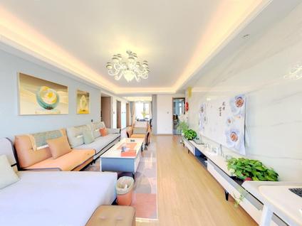 北京中房东方悦3室2厅133平高楼层/共18层