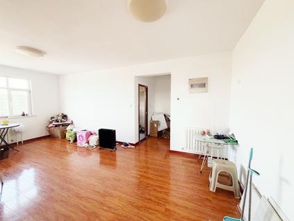 唐山富泰庄园2室1厅92平高楼层/共18层