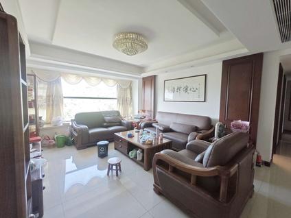 北京华发四季3室2厅153.82平低楼层/共31层