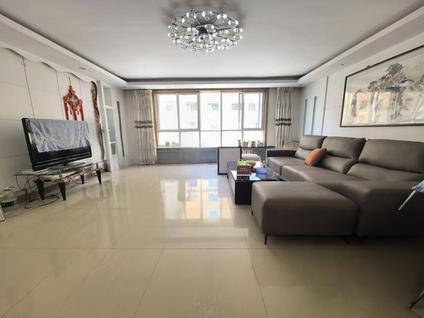 北京西川南路17号小区3室2厅122平中楼层/共7层