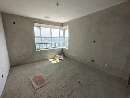 北京天泰绿城3室2厅118.39平中楼层/共26层