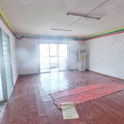 九江滨江花园(浔阳)4室2厅205平中楼层/共26层