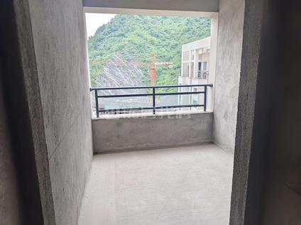 北京乌江门4室2厅116平高楼层/共33层