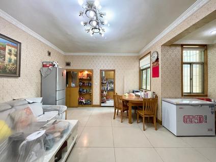 北京龙珠苑3室2厅98平低楼层/共15层