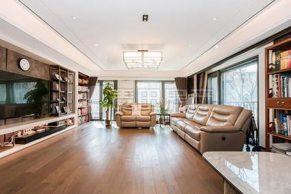 北京万柳书院4室2厅323.47平中楼层/共7层