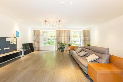 北京北京花园3室2厅234.9平低楼层/共6层