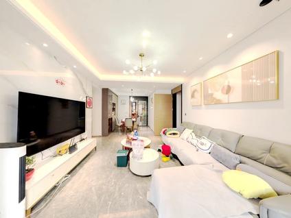 北京保利花海湾4室2厅125.35平低楼层/共33层