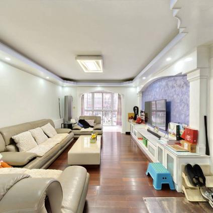 南京万欣花园5室2厅201.26平低楼层/共7层