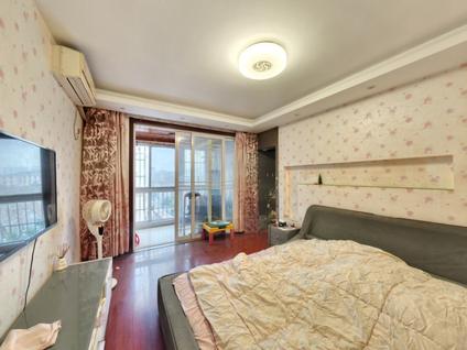 北京文博家园3室2厅115平中楼层/共7层